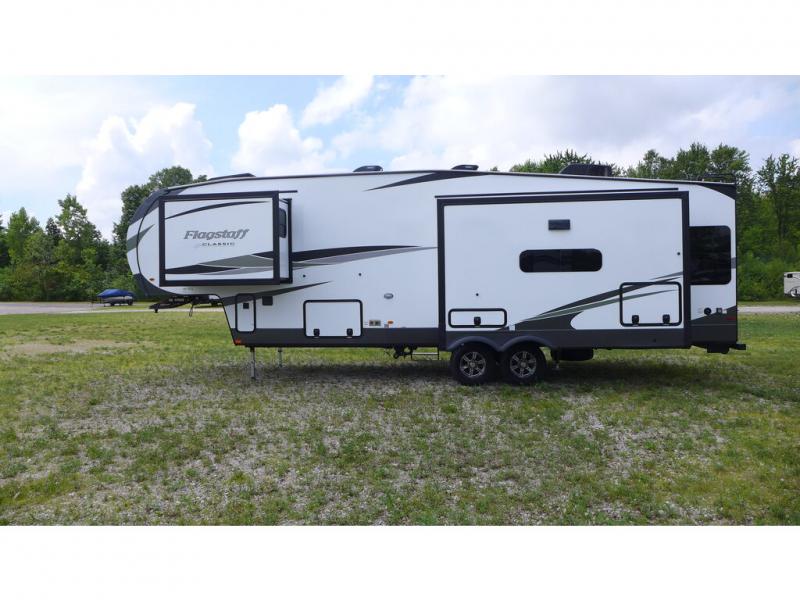 2023 Forest River Flagstaff Classic FW 8529RLBS, $ 59,990