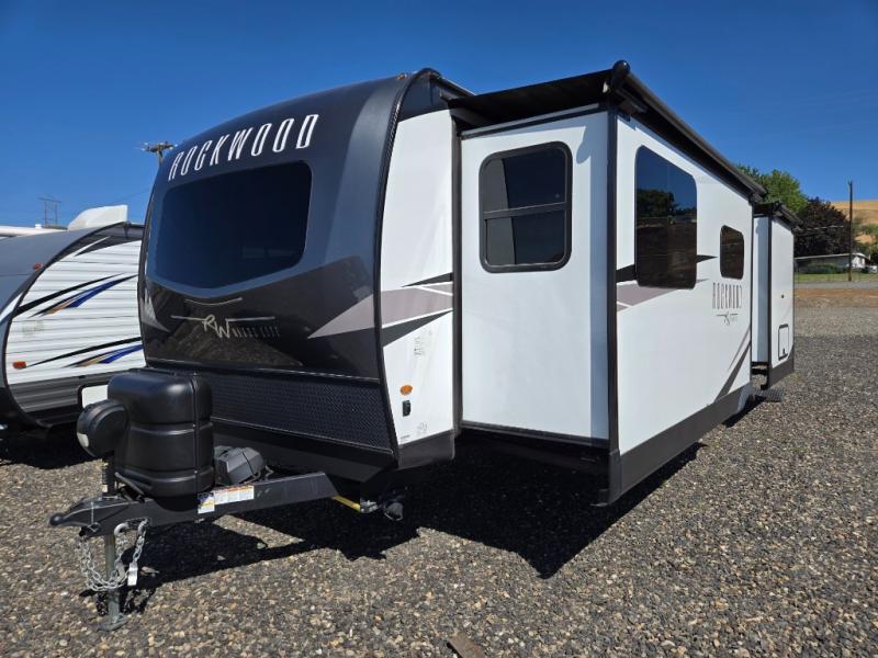 2023 Forest River Rockwood Ultra Lite 2608BS, $ 49,990