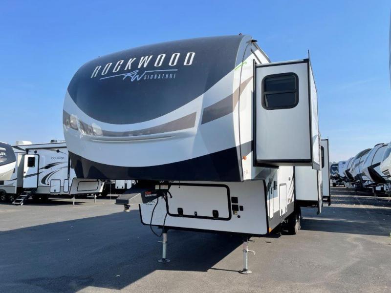 2023 Forest River Rockwood Signature FW 2898BS, $ 64,990