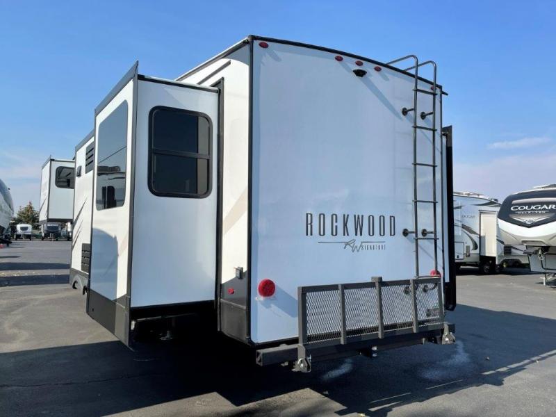 2023 Forest River Rockwood Signature FW 2898BS, $ 64,990