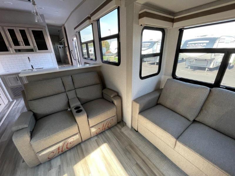 2023 Forest River Rockwood Signature FW 2898BS, $ 64,990