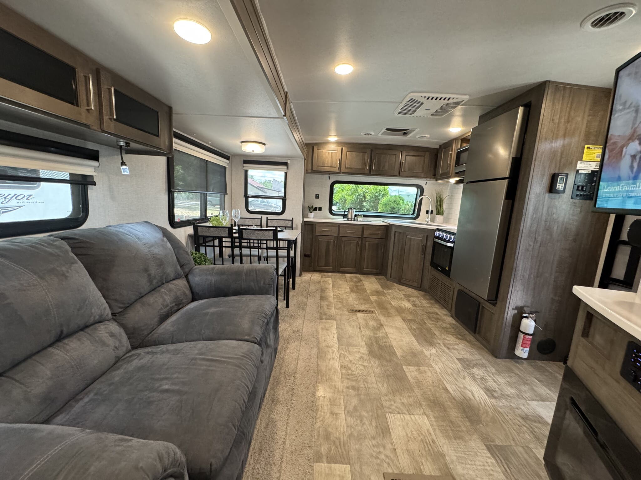 2022 Forest River Rockwood Ultra Lite 2608BS, $ 27,995