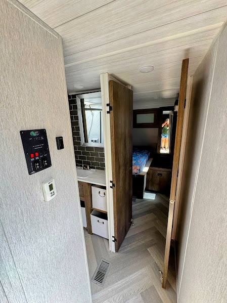 2022 Forest River Salem 27RK, $ 23,999