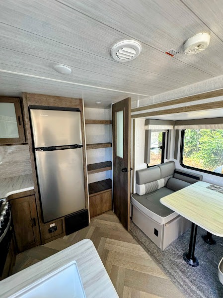 2022 Forest River Salem 27RK, $ 23,999