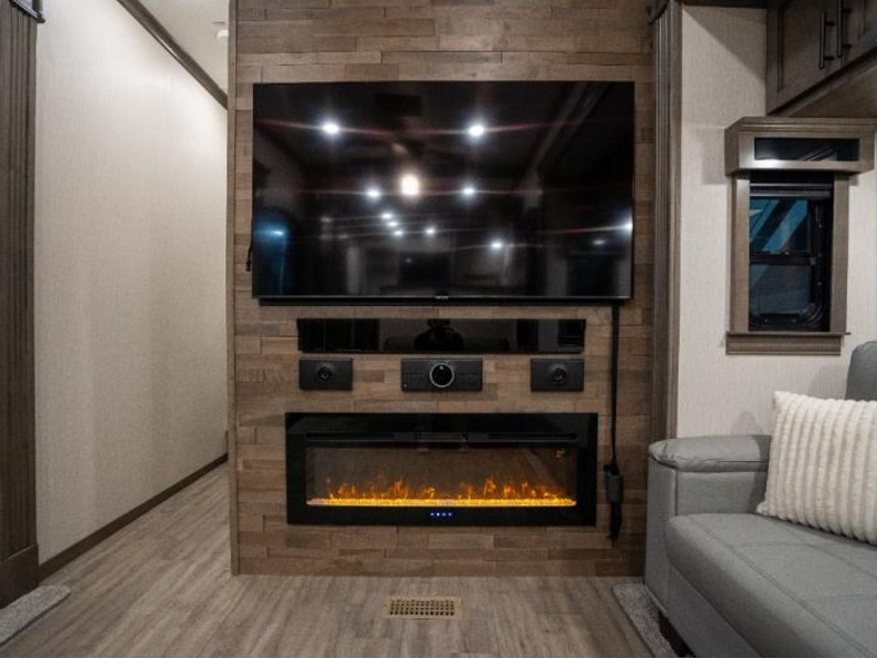 2022 Forest River Riverstone Reserve 3950FWK, $ 153,789