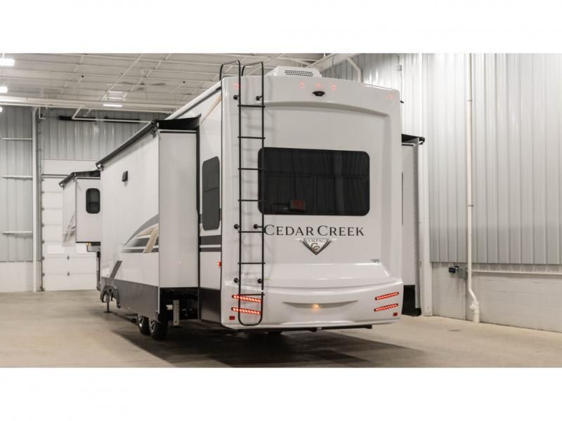 2022 Forest River Cedar Creek Champagne Edition 38, $ 146,549