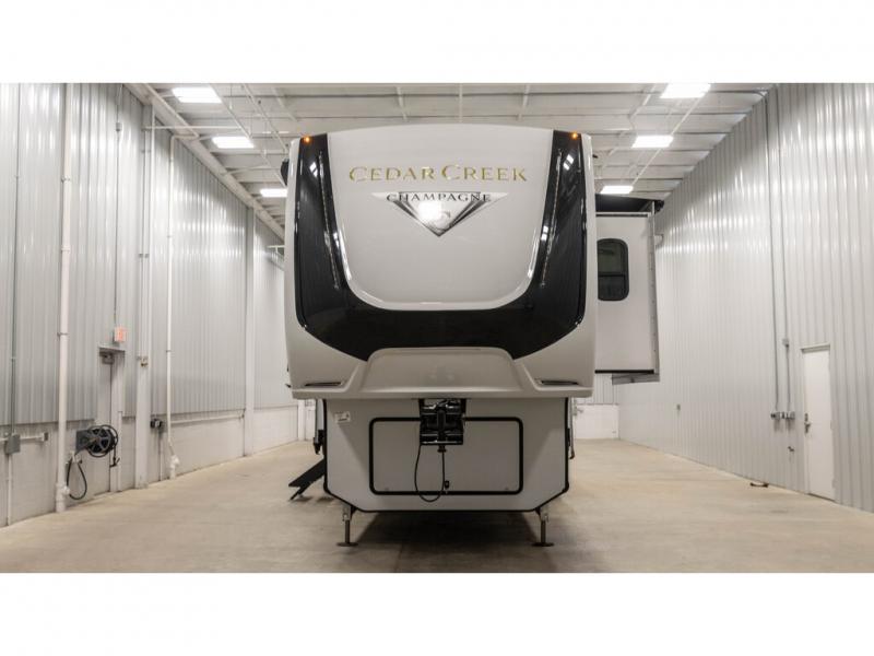 2022 Forest River Cedar Creek Champagne Edition 38, $ 146,549