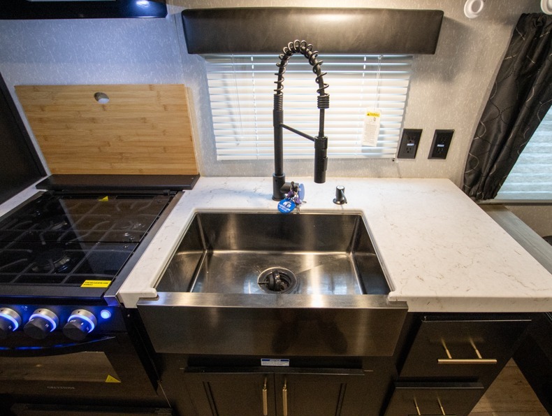 2022 Forest River Cherokee Grey Wolf 26DJSE, $ 0