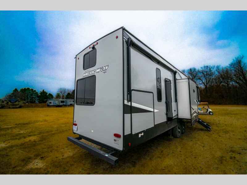 2022 Forest River Cherokee Arctic Wolf 3770 SUITE, $ 0