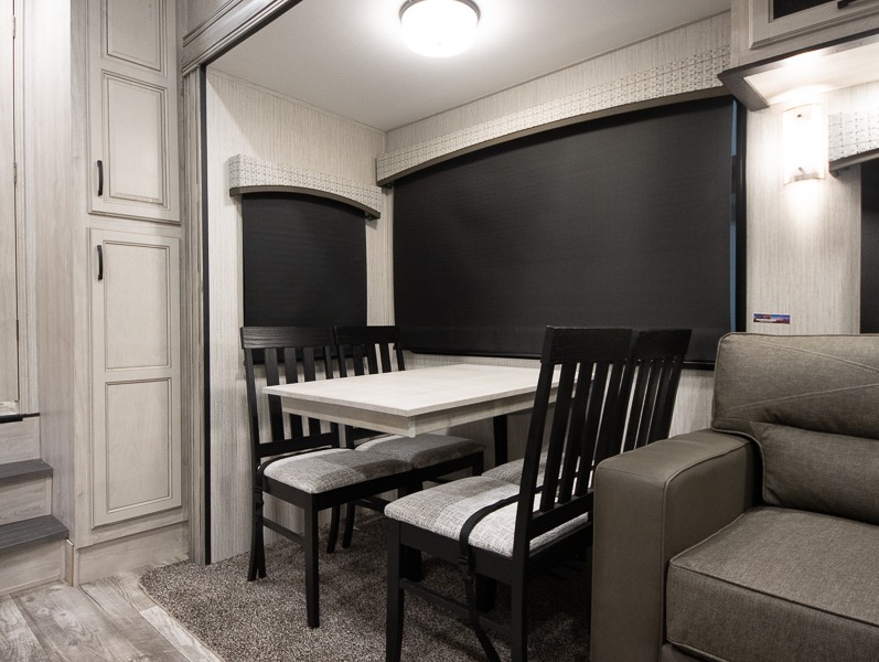 2022 Forest River Sandpiper Luxury 388BHRD, $ 112,712