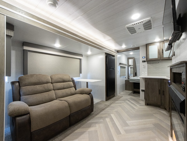 2022 Forest River Salem 22RBS, $ 0