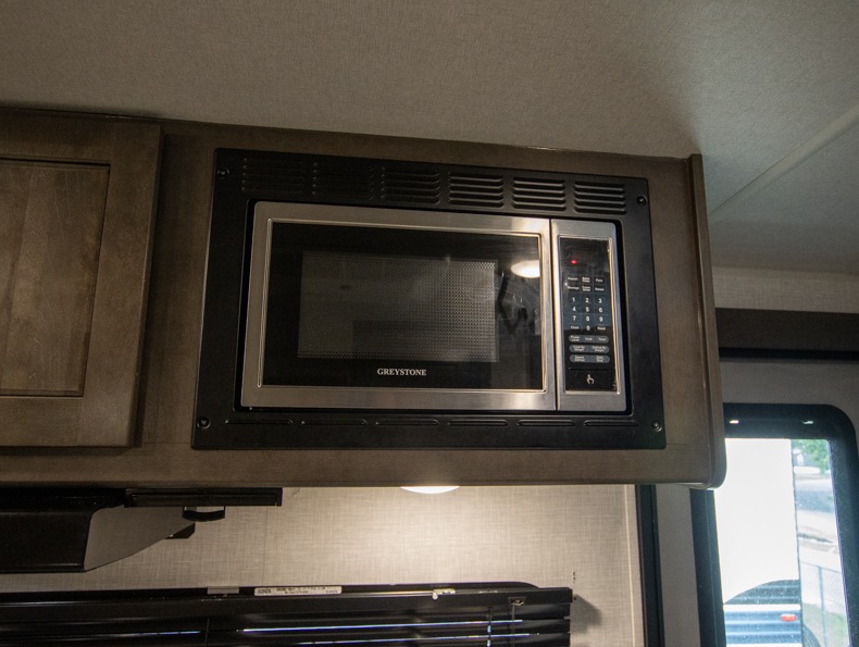 2021 Forest River Flagstaff Micro Lite 22FBS, $ 0