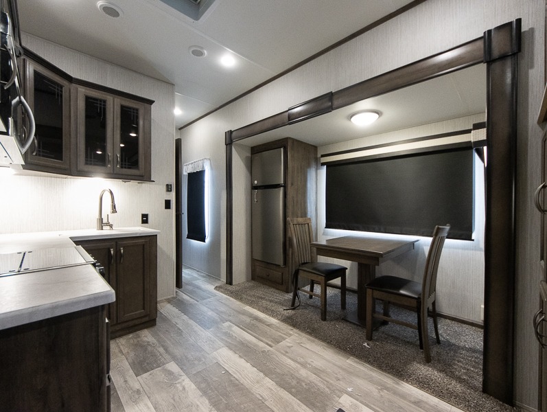 2021 Forest River Sandpiper C-Class 3550FL, $ 0