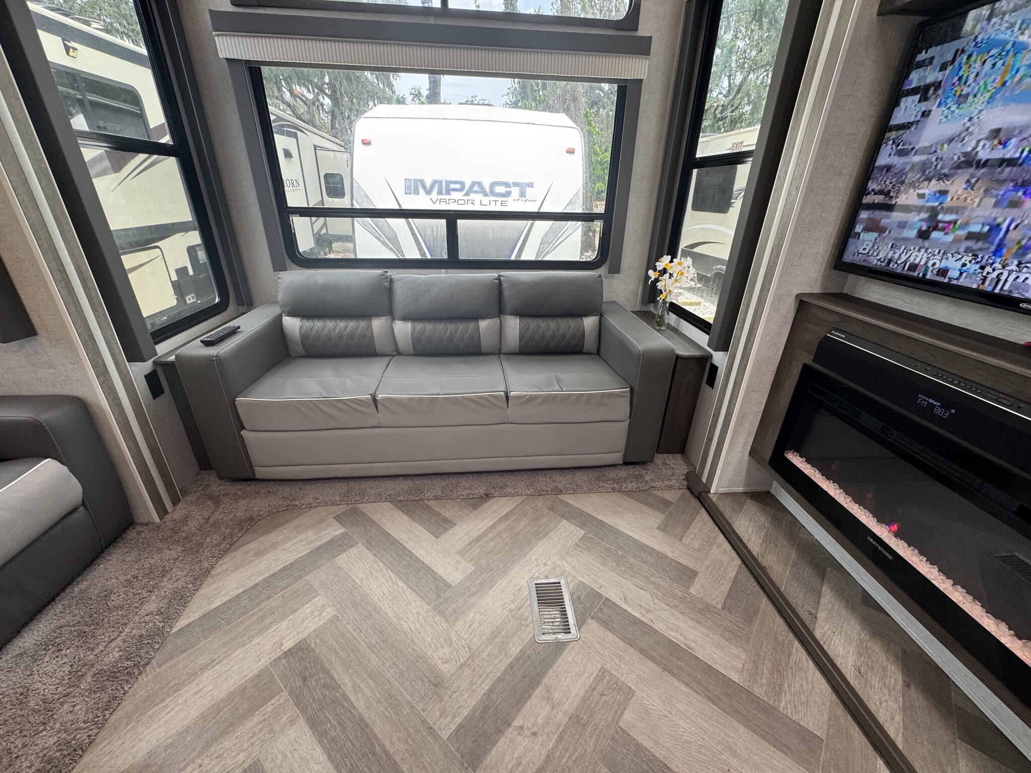 2021 Forest River Wildwood Grand Lodge, $ 42,500