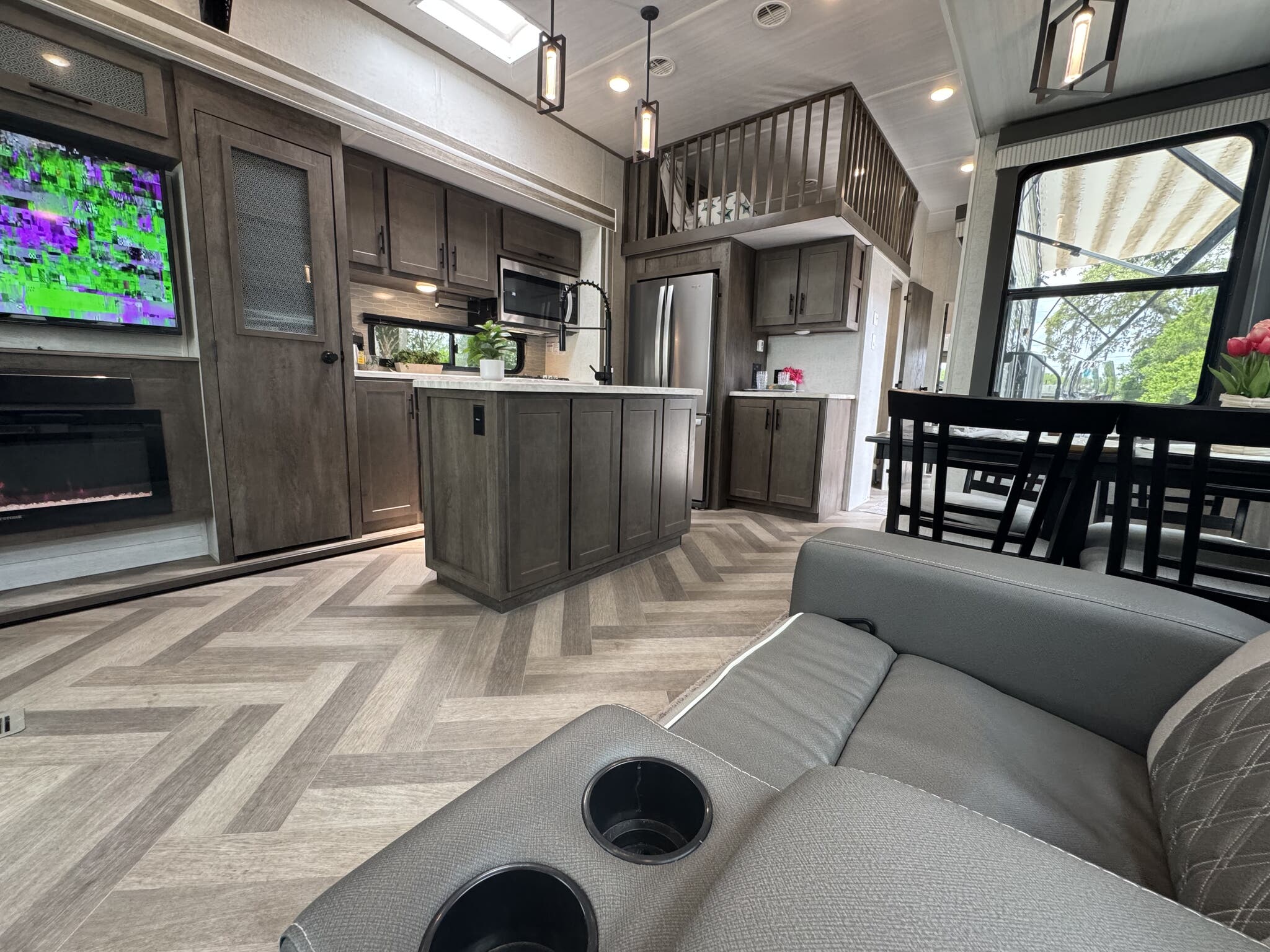 2021 Forest River Wildwood Grand Lodge, $ 42,500