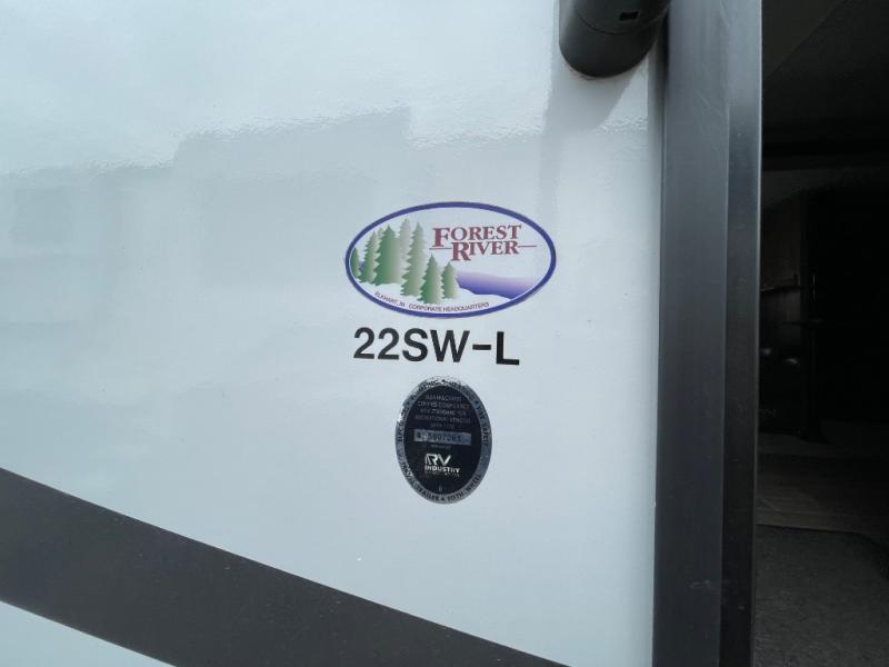2021 Forest River Cherokee Alpha Wolf 22SW-L, $ 0