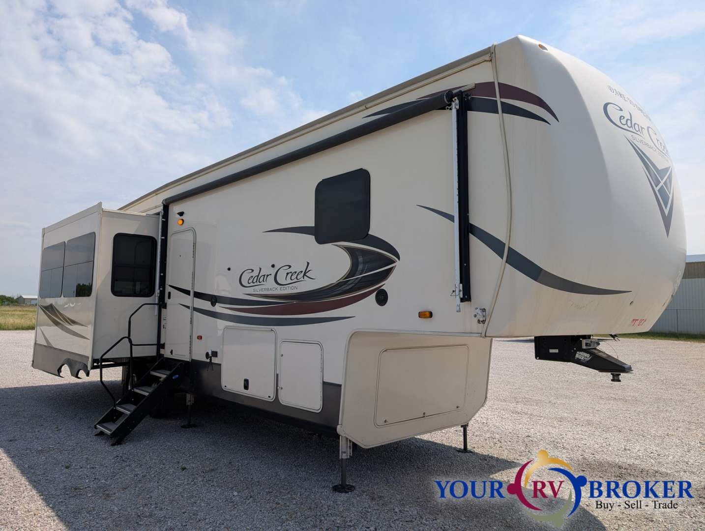 2020 Forest River Cedar Creek Silverback Edition 3, $ 39,200