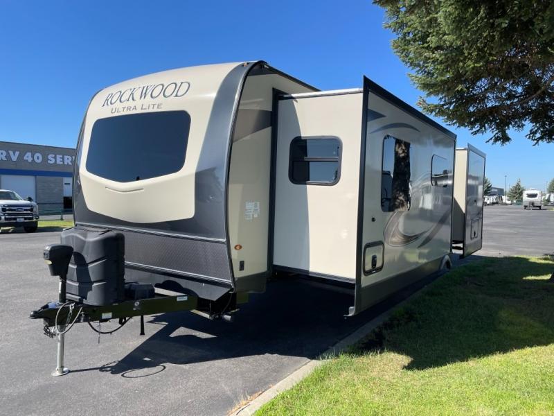 2020 Forest River Rockwood Ultra Lite 2608BS, $ 39,990