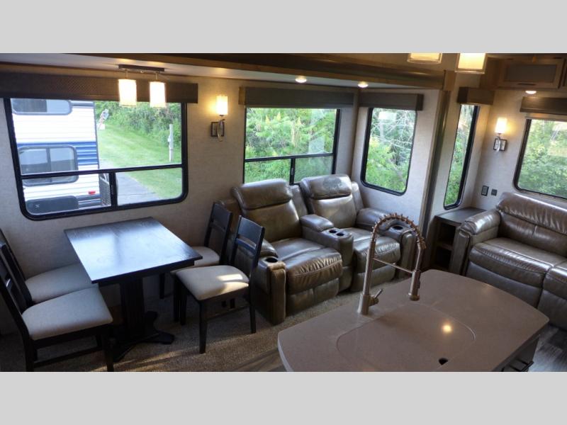 2019 Forest River Sabre 36BHQ, $ 0