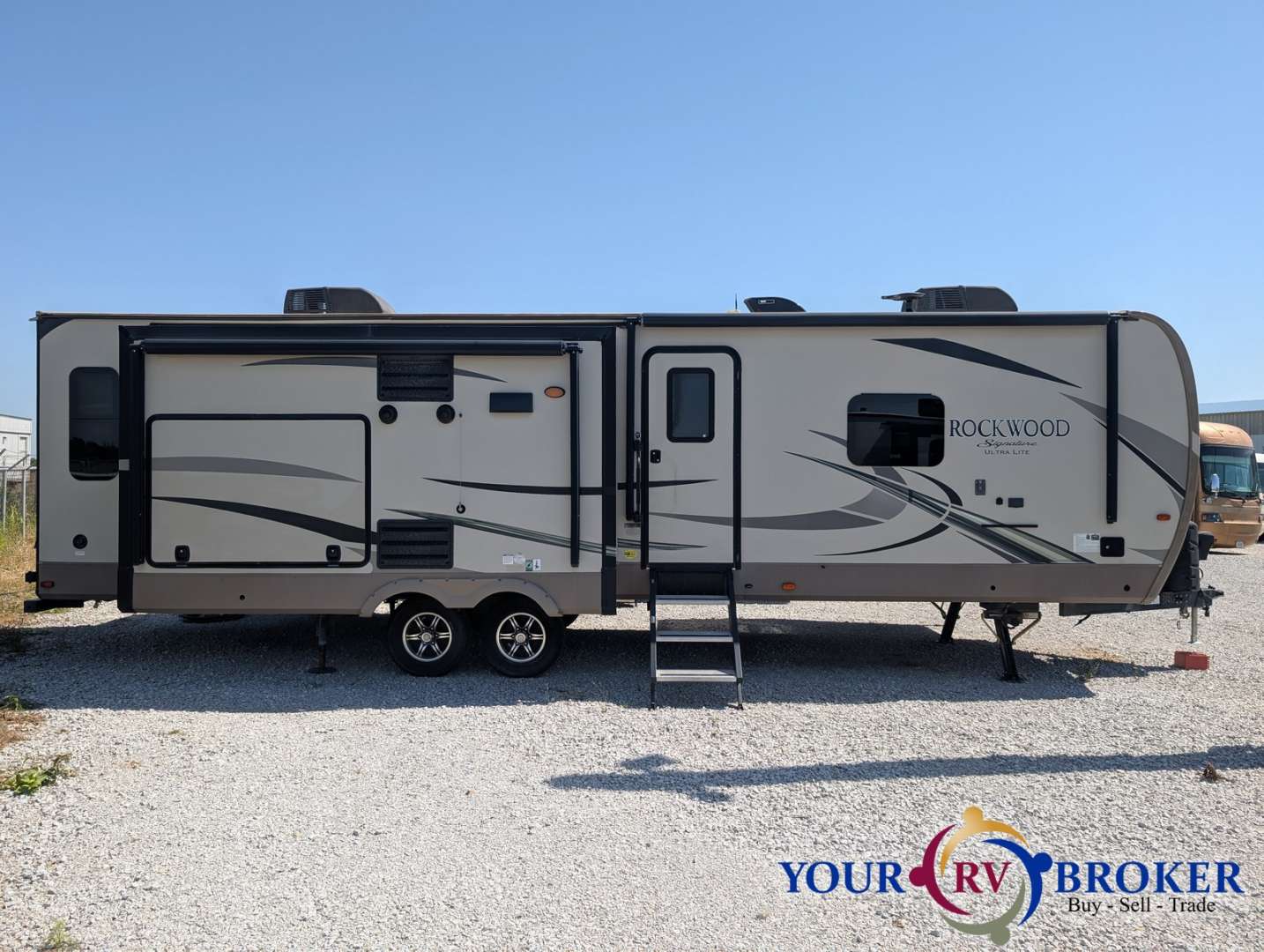 2018 Forest River Rockwood Signature Ultra Lite 83, $ 24,900