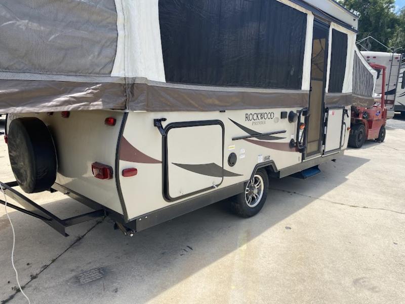 2017 Forest River Rockwood Premier 2516G, $ 8,999