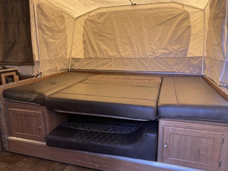 2017 Forest River Rockwood Premier 2516G, $ 8,999