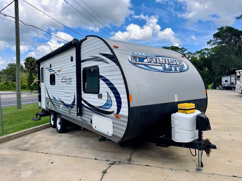 2015 Forest River Salem Cruise Lite 231RBXL, $ 9,999