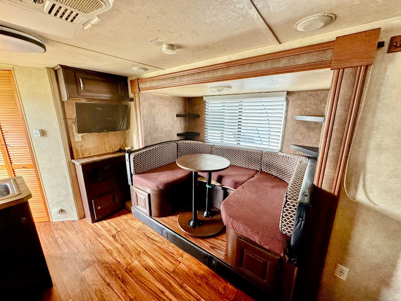 2015 Forest River Salem Cruise Lite 231RBXL, $ 9,999