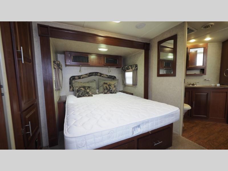 2015 Forest River Rockwood Windjammer 3025W, $ 0