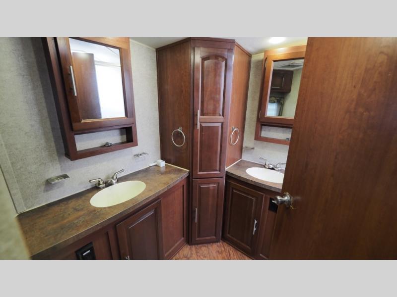 2015 Forest River Rockwood Windjammer 3025W, $ 0