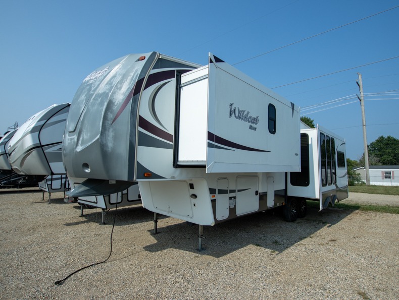 2013 Forest River Wildcat Maxx 302RL, $ 0