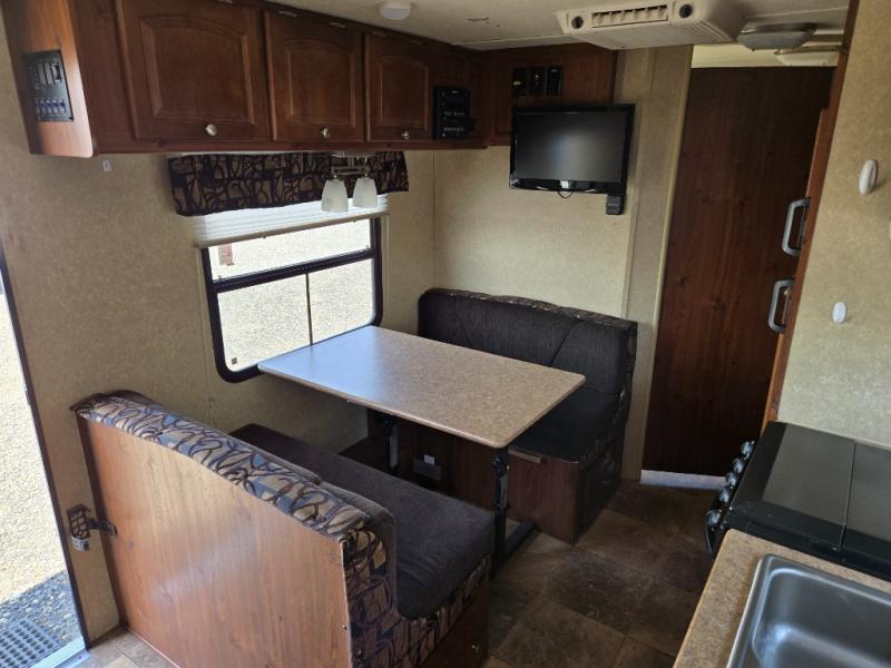 2012 Forest River Rockwood 2304, $ 17,990