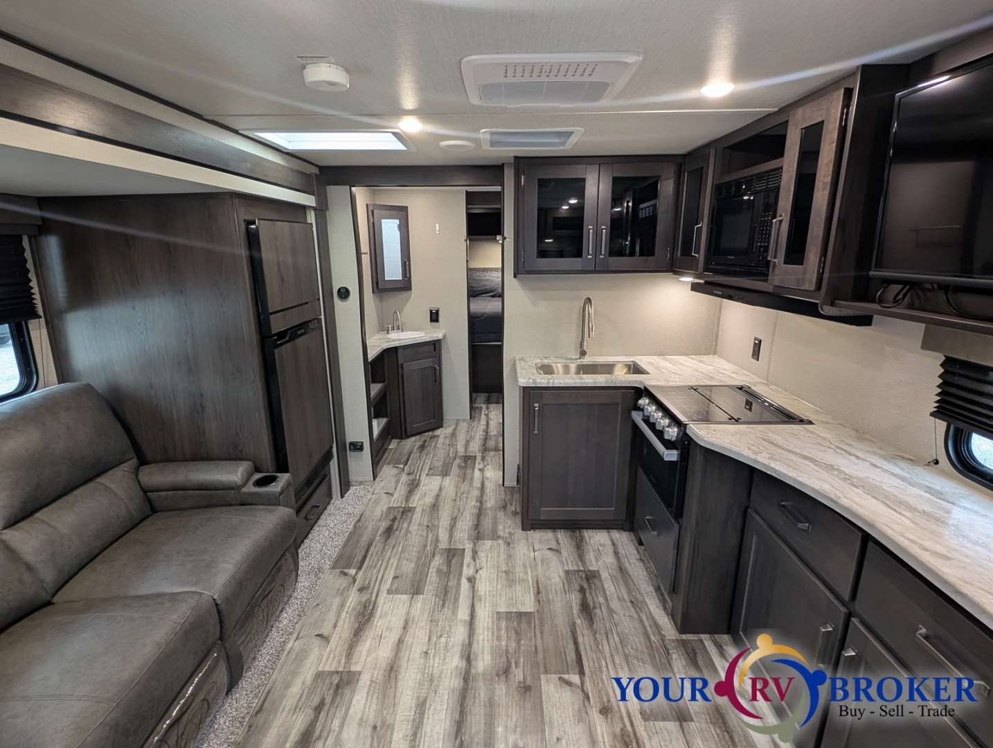 2023 Grand Design Transcend Xplor 245RL, $ 25,900