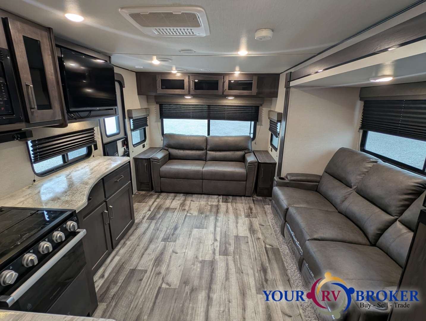 2023 Grand Design Transcend Xplor 245RL, $ 25,900