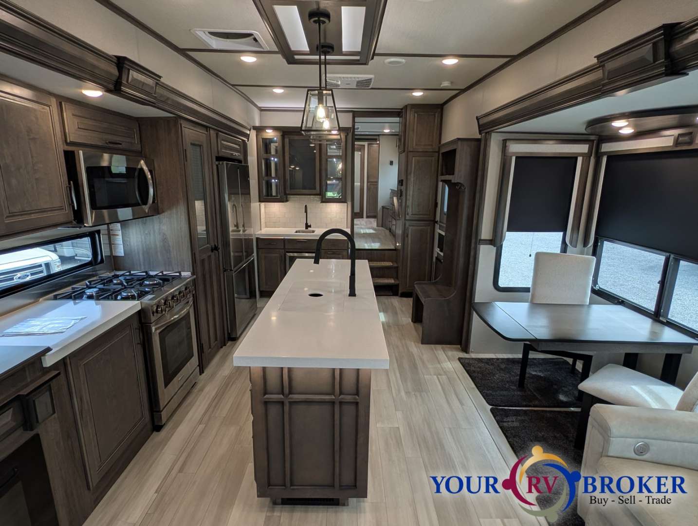 2022 Grand Design Solitude 372WB-R, $ 67,000