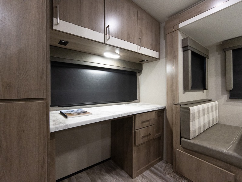 2022 Grand Design Imagine 2670MK, $ 0