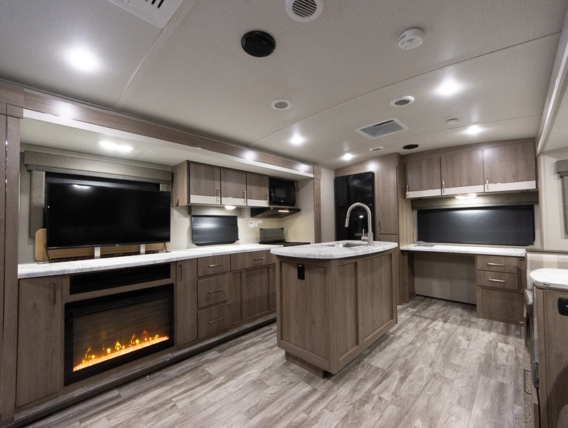 2022 Grand Design Imagine 2670MK, $ 0