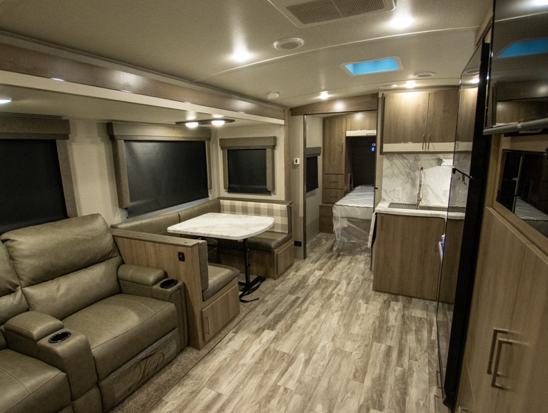 2022 Grand Design Imagine 2800BH, $ 0