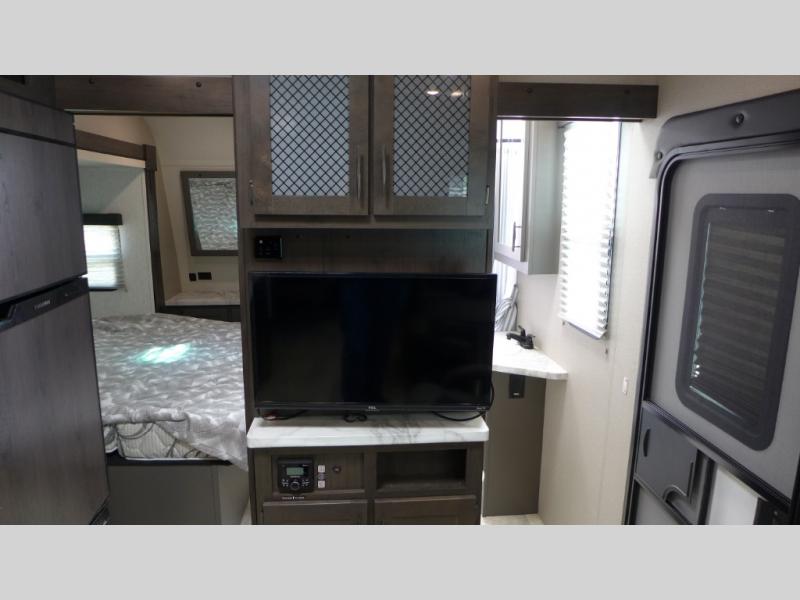 2022 Grand Design Momentum G-Class (Travel Trailer, $ 0