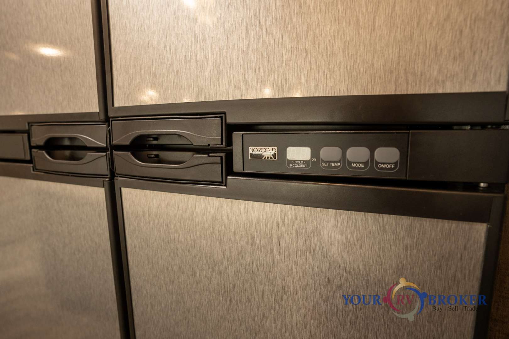 2020 Grand Design Solitude S-Class 3550BH, $ 55,000