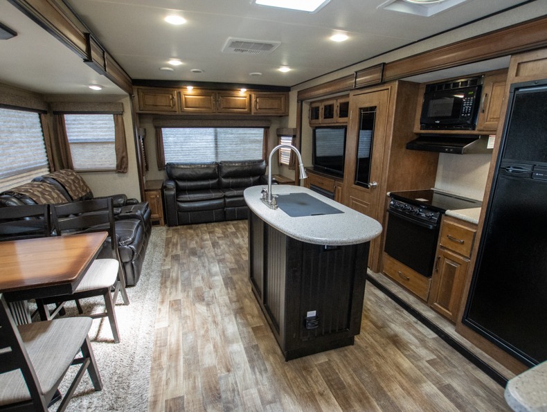 2017 Grand Design Reflection Travel Trailer 313RLT, $ 0