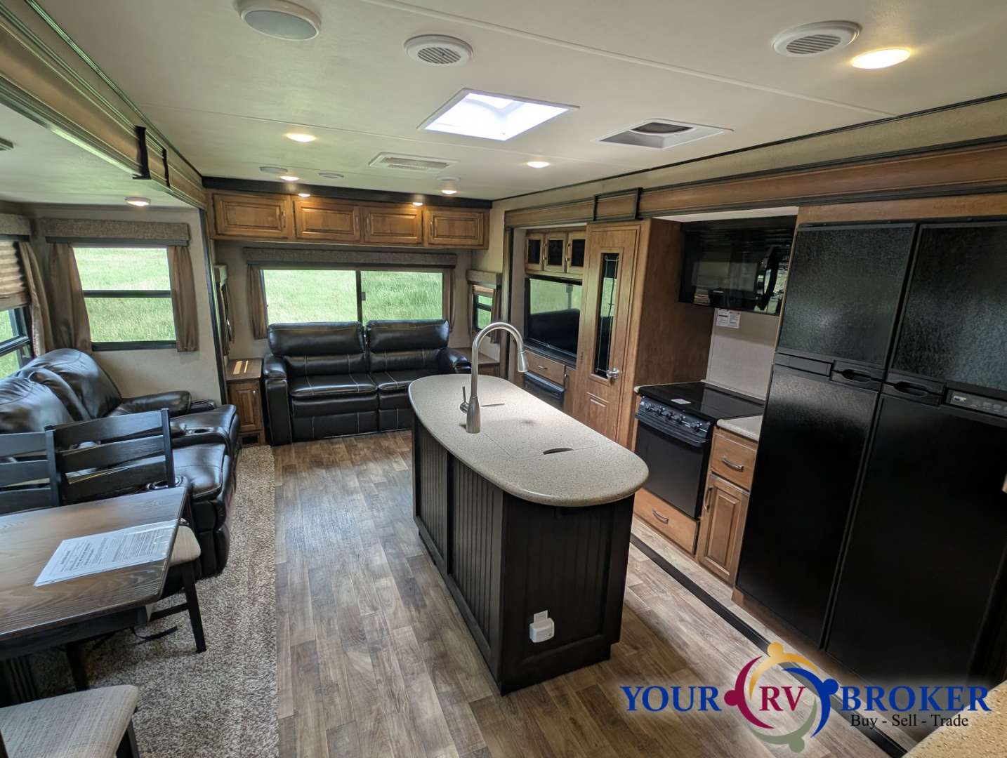 2017 Grand Design Reflection Travel Trailer 315RLT, $ 24,900
