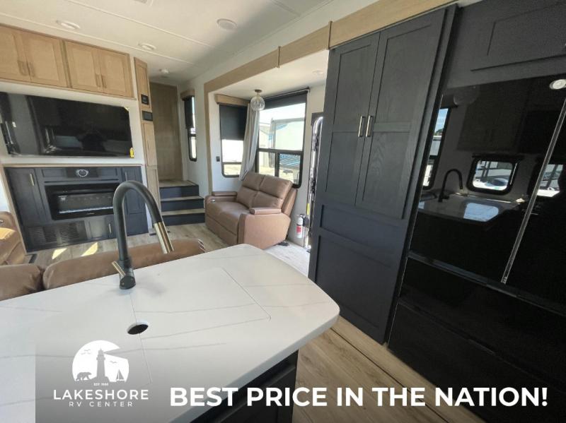 2025 Heartland Cyclone 4006, $ 186,420