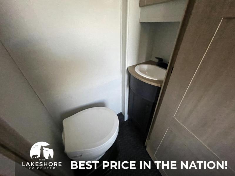 2025 Heartland Cyclone 4006, $ 186,420