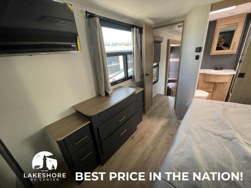 2025 Heartland Cyclone 4006, $ 186,420