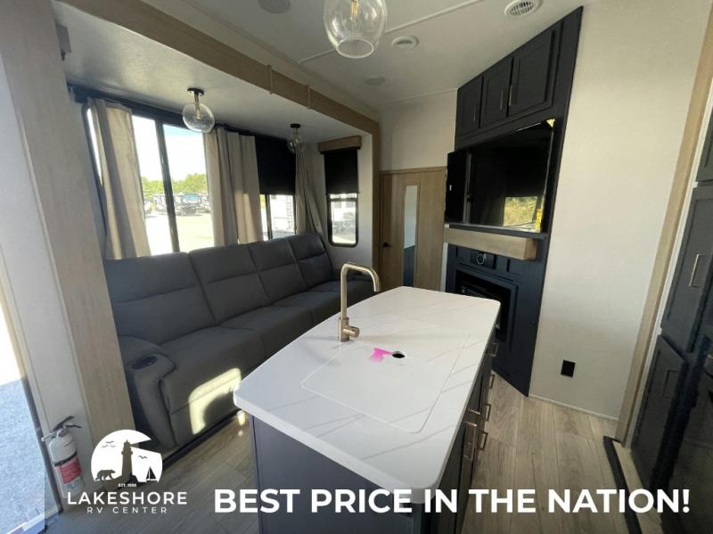 2025 Heartland Cyclone 4118, $ 168,338