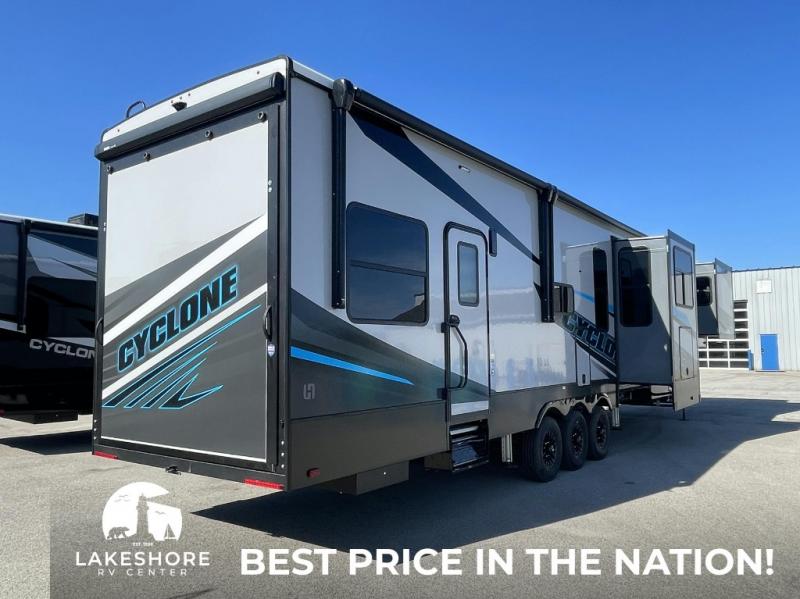 2025 Heartland Cyclone 4008, $ 175,769