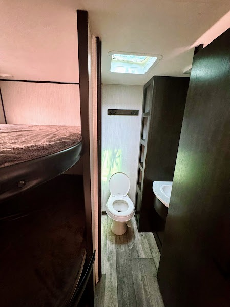 2021 Heartland Prowler 315BH, $ 17,999