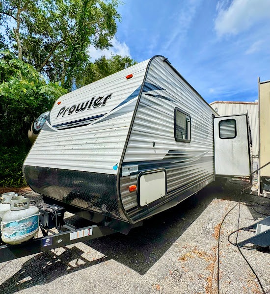 2021 Heartland Prowler 315BH, $ 17,999