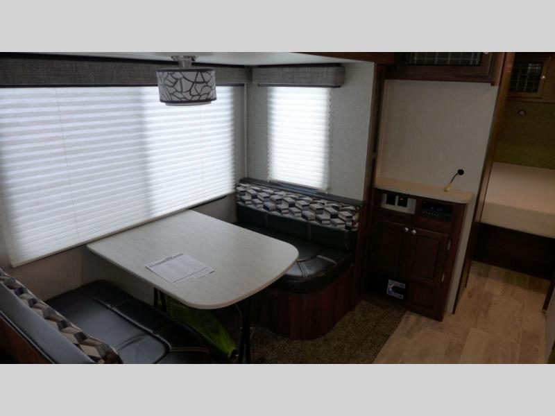 2019 Heartland Mallard M27, $ 0